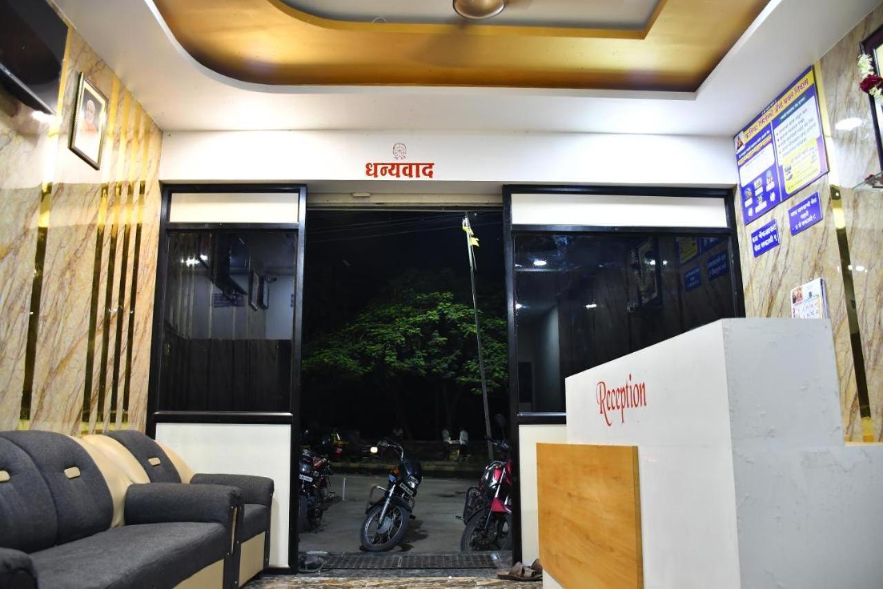 Hotel Kalika Residency - Akkalkot Akalkot Exteriör bild